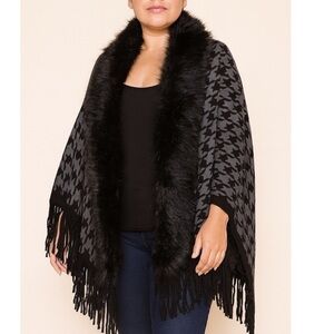 Kimberly C. Shawl cape houndstooth gray black fur trimmed fringe bottom OSFM